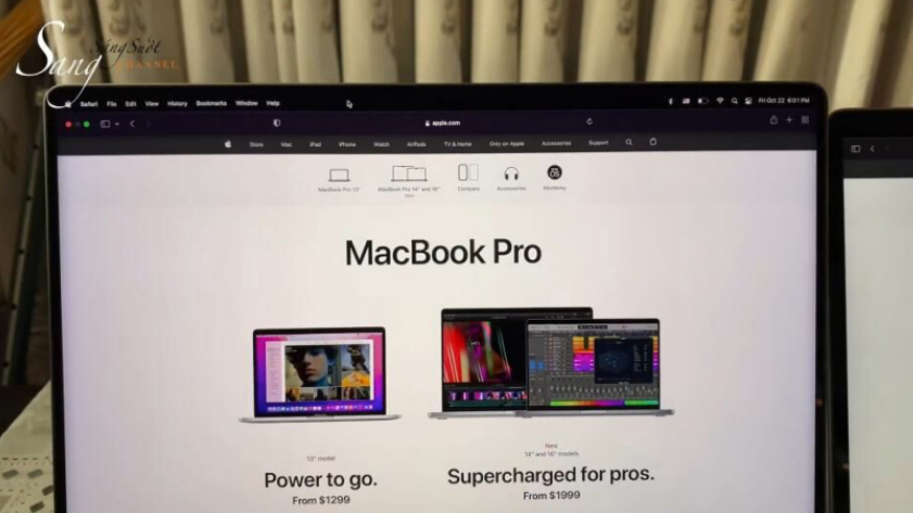 M1 Pro MacBook Pro 16 英寸实机开箱照片提前泄露：刘海屏设计，边框更窄